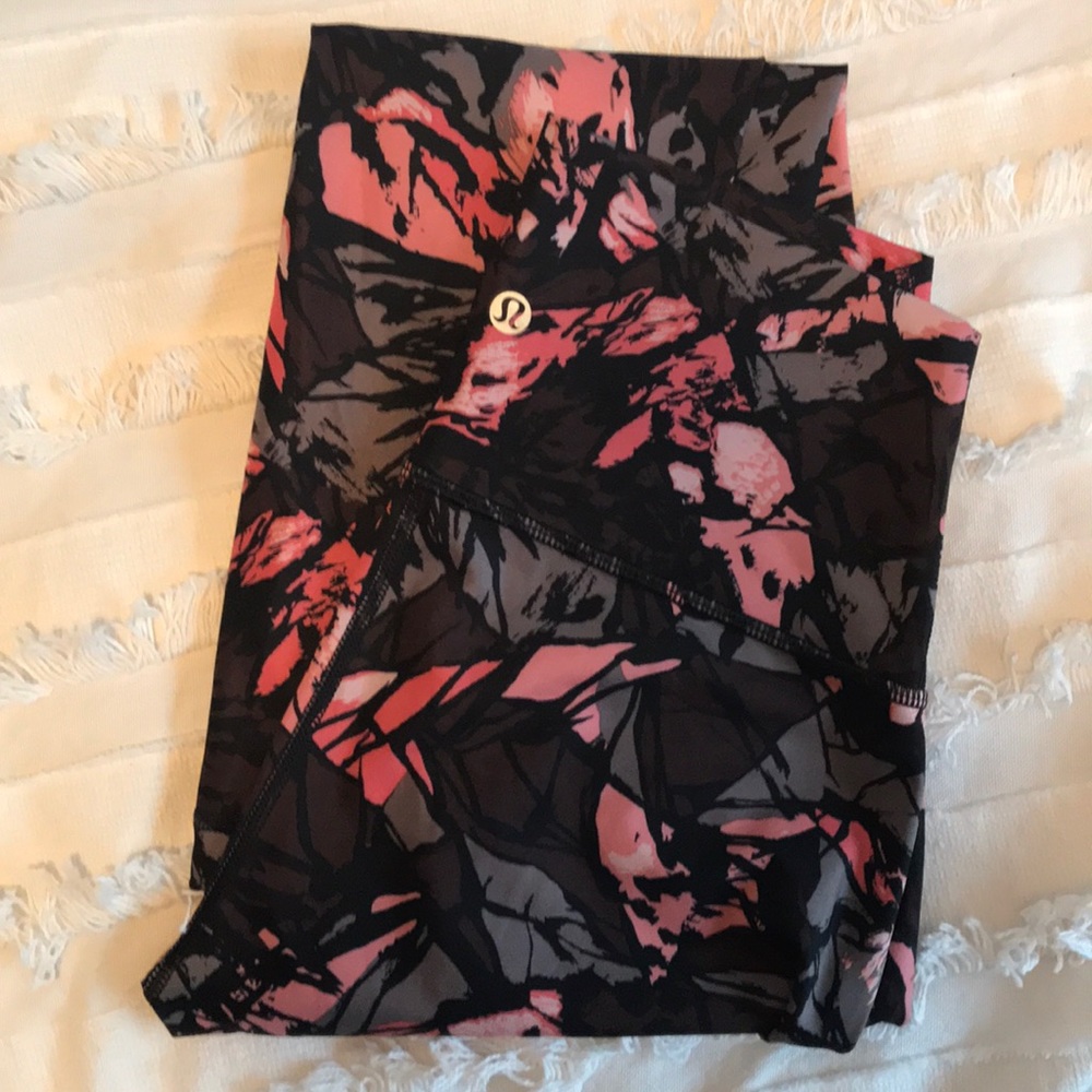 Lululemon High times pant sz 6